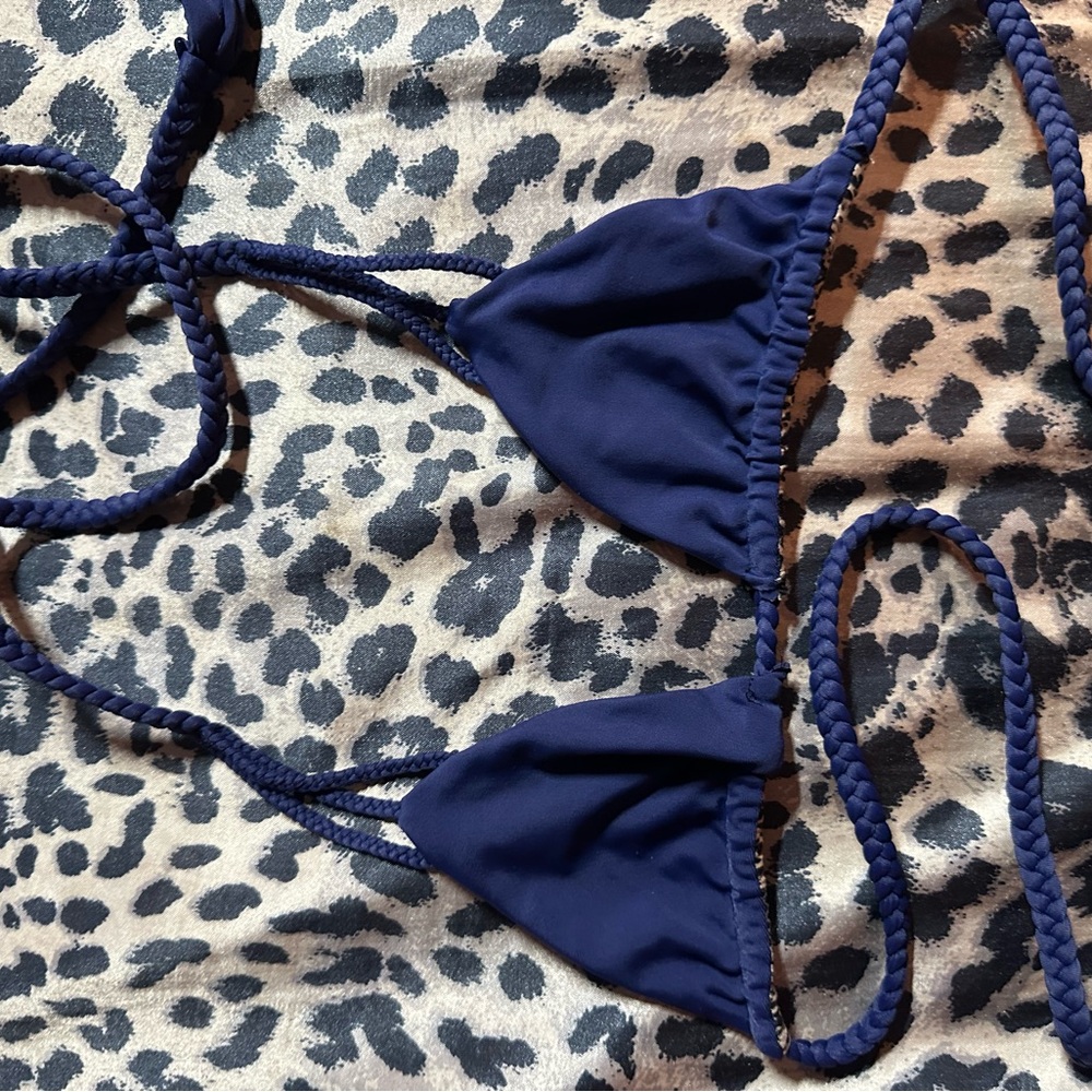 ACACIA TOPS